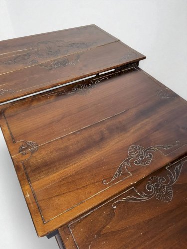 Tables gigognes 1900