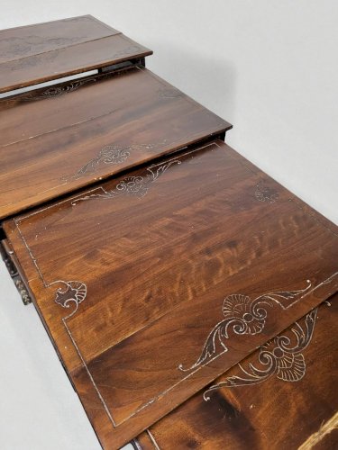 Tables gigognes 1900