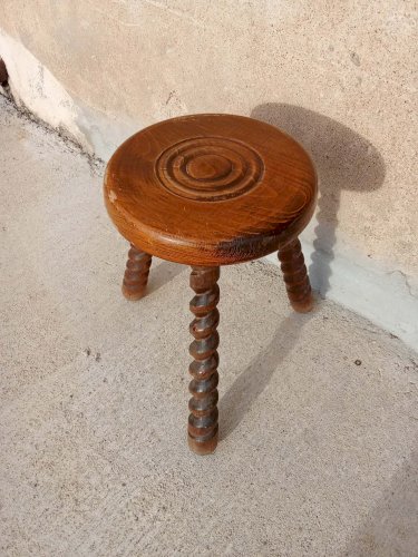 Tabouret ancien