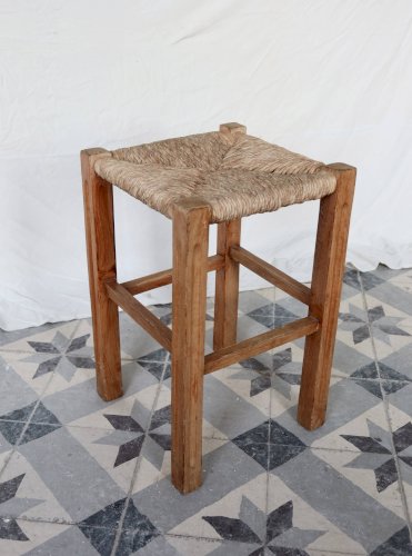 Tabouret bas vintage style rustique en bois et assise paillée