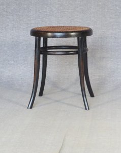 Bistro stool in bent wood by LEBRUN, 1890, No Thonet