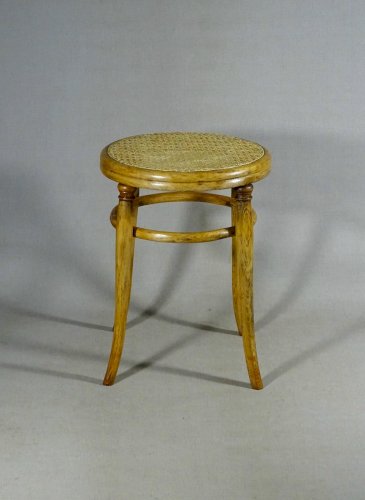 Tabouret Bistrot par Fischel 1890/1900 canné,  no Thonet (Hauteur 52 cm)