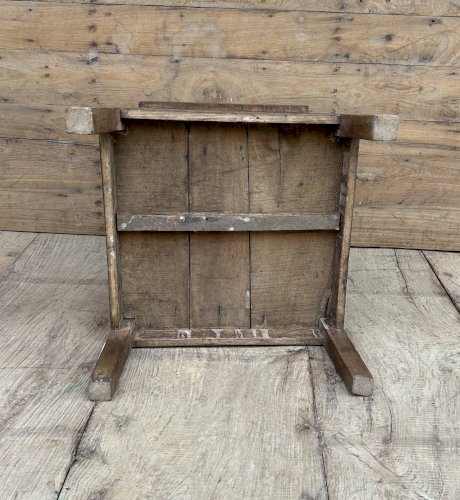 tabouret datelier en teck birman