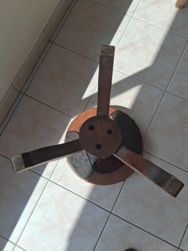 Tabouret de piano ancien