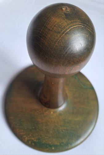 Tabouret dynamique vintage, décoration rétro