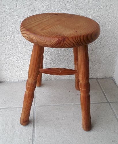Tabouret en bois enfant