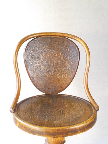 Tabouret Thonet à vis de piano ou de bureau N°1 - vers 1900 -