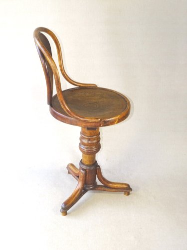 Tabouret Thonet à vis de piano ou de bureau N°1 - vers 1900 -
