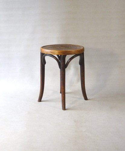 Tabouret Thonet bois 1910 assise bois