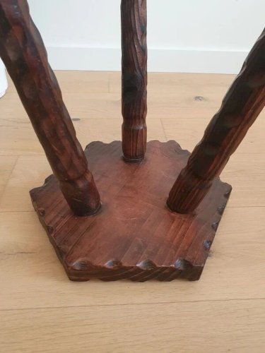 Tabouret tripode vintage brutaliste