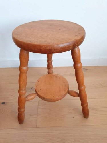 Tabourets tripodes vintage