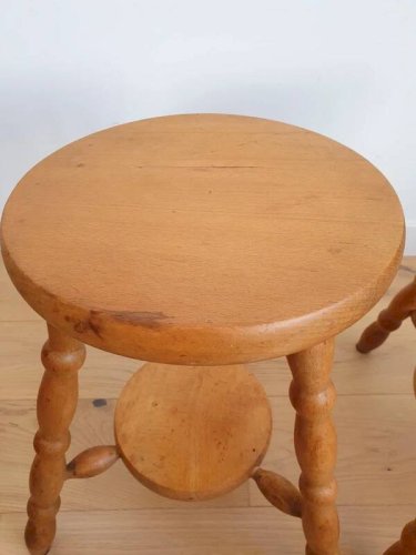 Tabourets tripodes vintage