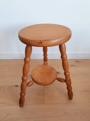 Tabourets tripodes vintage