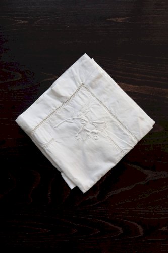 Taie d’oreiller ancienne brodée