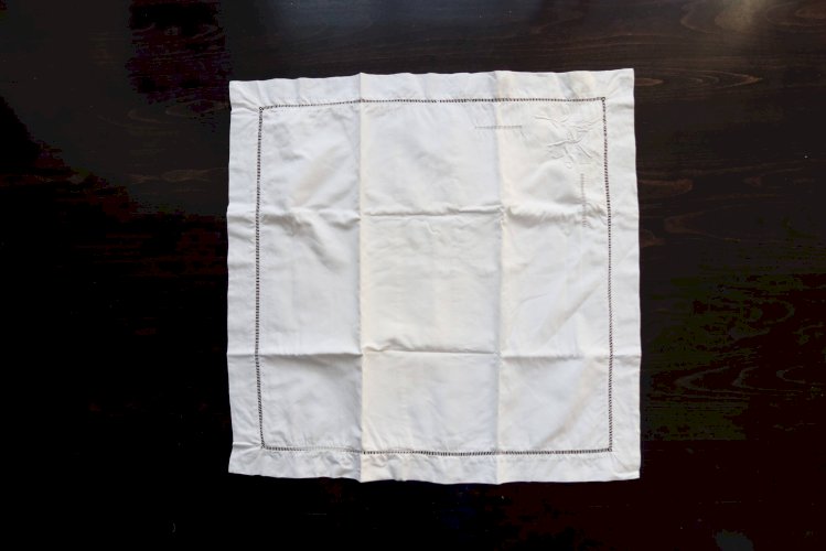 Taie d’oreiller ancienne brodée