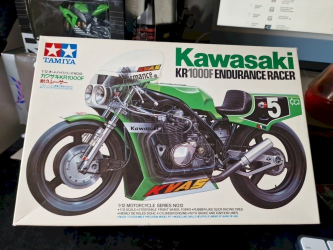 Tamiya 1/12 Kawasaki Kr1000F Durability Racer non assemblée fabriquée au Japon