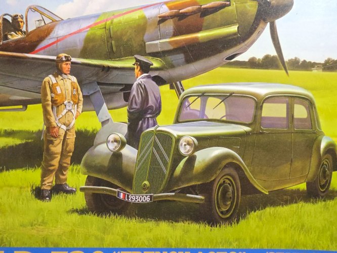 tamiya maquettes diorama Dewoitine D 520 (French aces)+ staff car et figurines