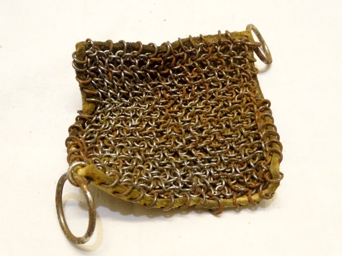 -TAMPON A BRUNIR COTTES DE MAILLE SUR CUIR TAMPON DE BRUNISSAGE MILITARIA WW1