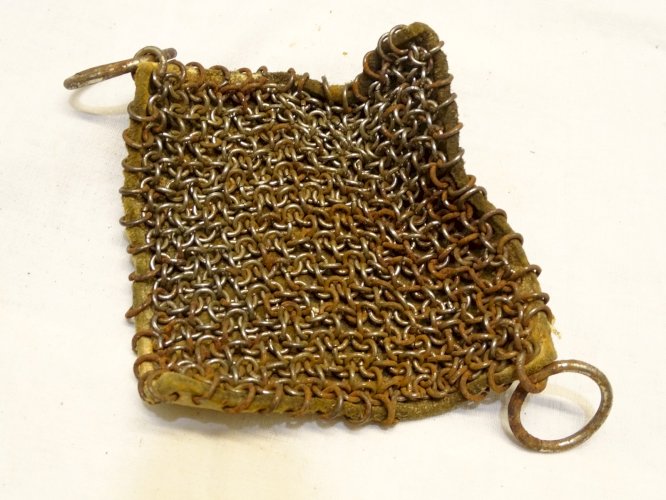-TAMPON A BRUNIR COTTES DE MAILLE SUR CUIR TAMPON DE BRUNISSAGE MILITARIA WW1