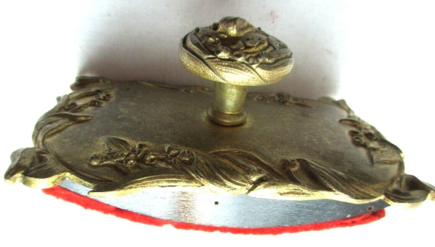 Tampon buvard Art Nouveau en bronze doré sculpté de muguet, signé VOGT