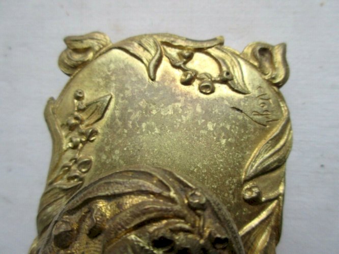 Tampon buvard Art Nouveau en bronze doré sculpté de muguet, signé VOGT
