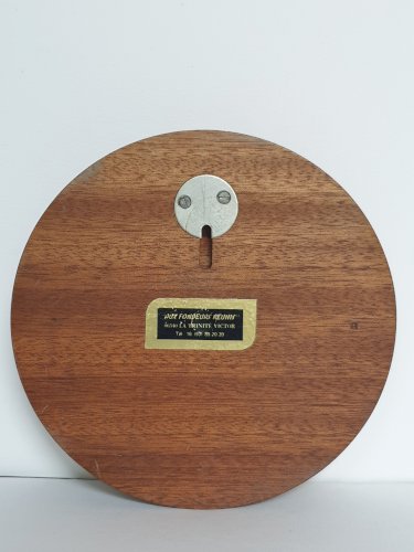 Tape de bouche du sous-marin nucléaire français L’Indomptable. 