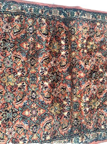 Tapis anciens d'orient en laine XX siècle