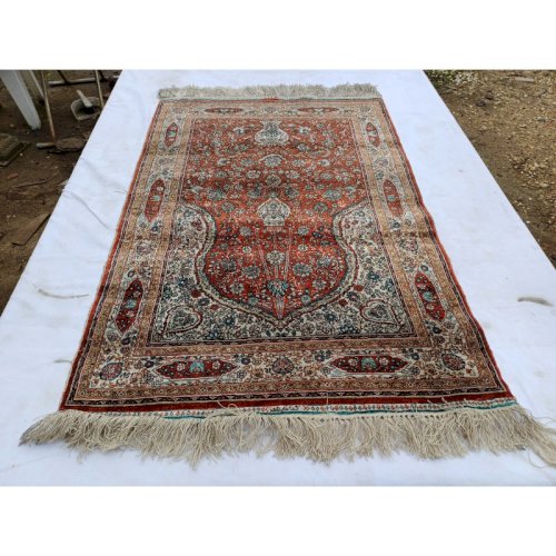 Tapis Persan en Soie