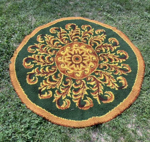 Tapis rond vintage en laine 