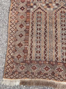 handwoven Turkmen rug