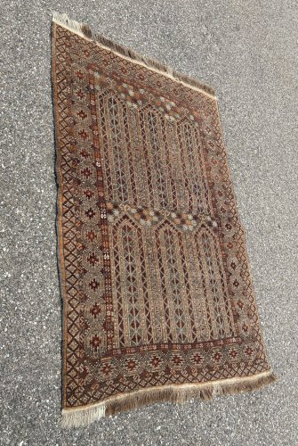 tapis turkmène tissé main