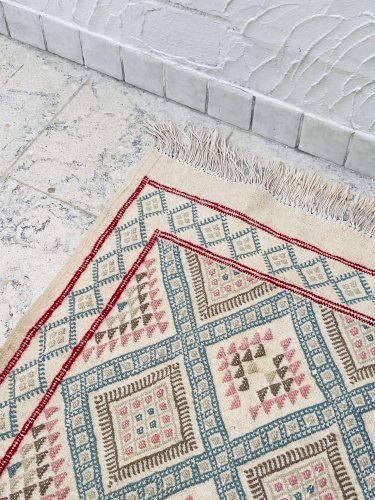 Tapis vintage Tunisien fait main