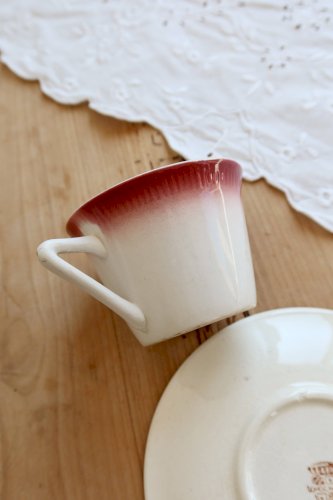Tasse à café ancienne Longchamp terre de fer avec sous-tasse