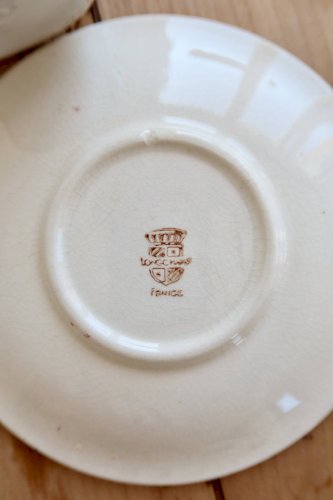 Tasse à café ancienne Longchamp terre de fer avec sous-tasse