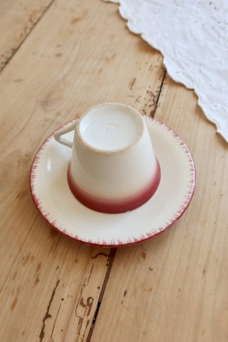 Tasse à café ancienne Longchamp terre de fer avec sous-tasse