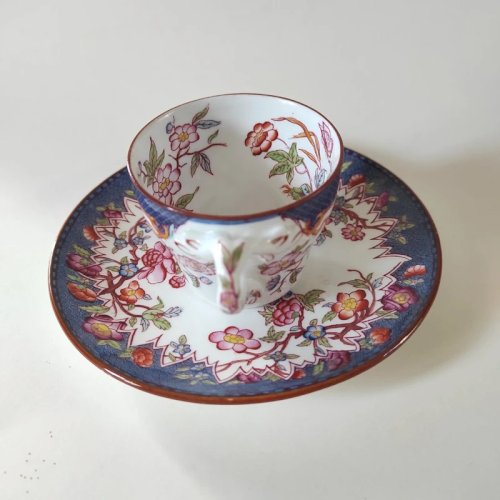 Tasse à café ancienne Sarreguemines Minton coloris bleu, vers 1920