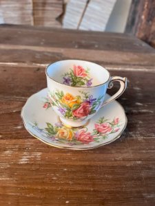 Roslyn China Royal Rose English Coffee Cup