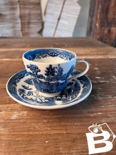 Tasse à café anglaise Wedgwood modèle Willow