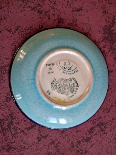 Tasse à café et sa soucoupe en émaux de Longwy