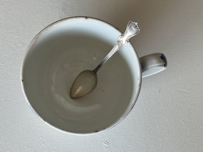 Tasse à déjeuner Creil et Montereau, motif floral bleu, diamètre 14 cm, France, ancienne, vintage
