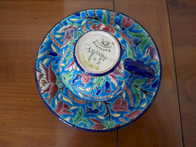 Tasse à thé et sa soucoupe en émaux de Longwy (tasse avec tache)