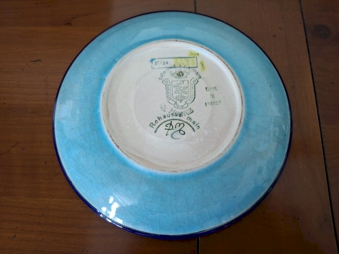 Tasse à thé et sa soucoupe en émaux de Longwy (tasse avec tache)