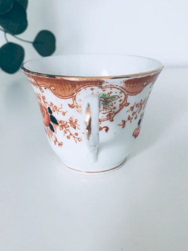 Tasse ancienne