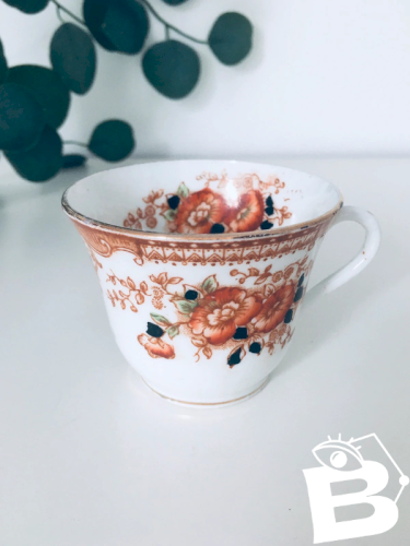 Tasse ancienne