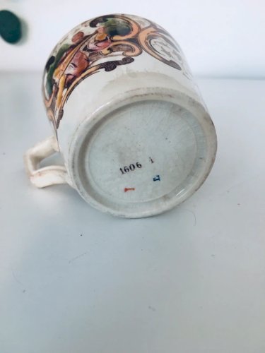 Tasse ancienne