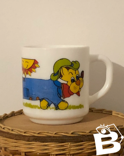 Tasse Arcopal vintage Chien Saucisse