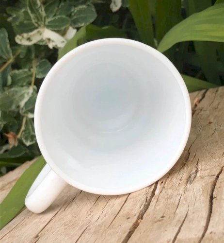 Tasse de Noël Arcopal motifs sapins et bonhommes de neige