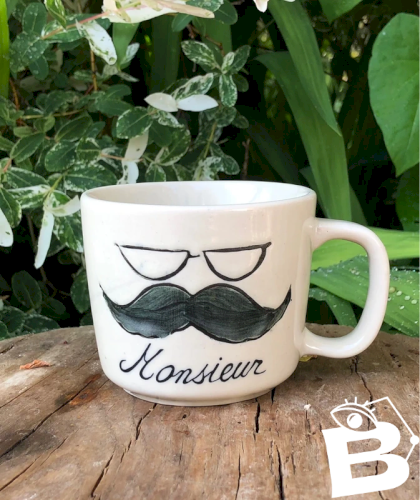 Tasse en grès inscription Monsieur