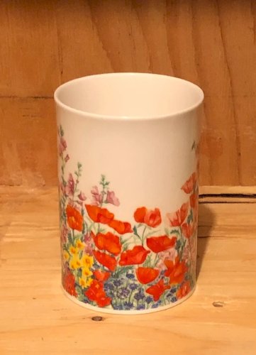 Tasse en porcelaine Anglaise Dunoon motifs fleurs
