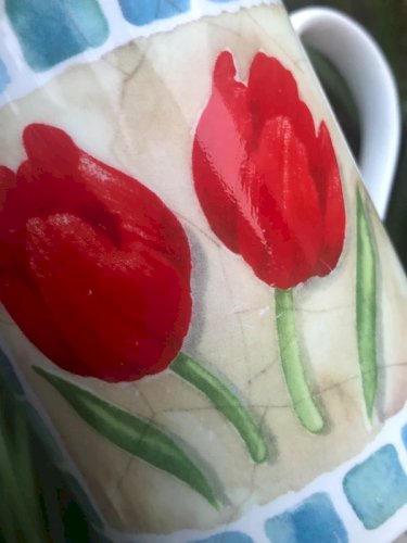 Tasse en porcelaine Fine Bone China motif Tulipe